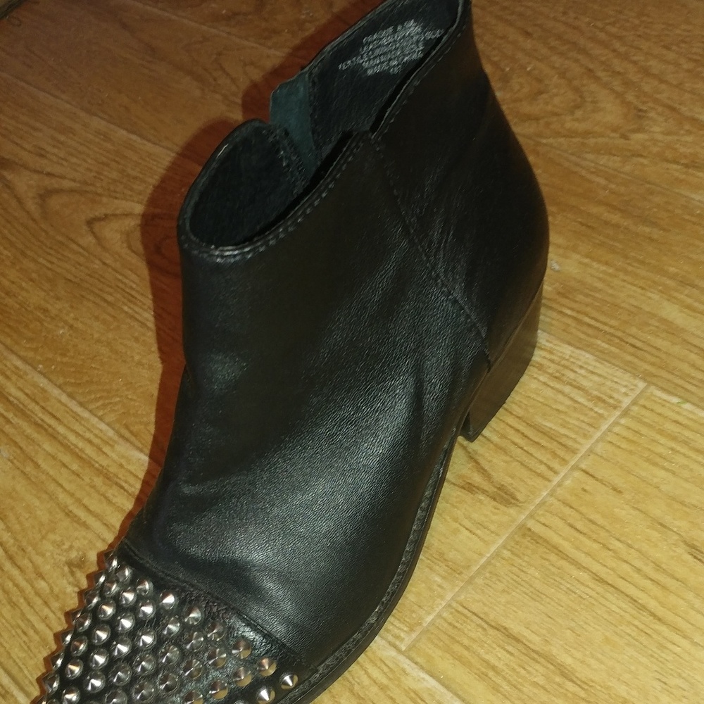 Steve madden boots
